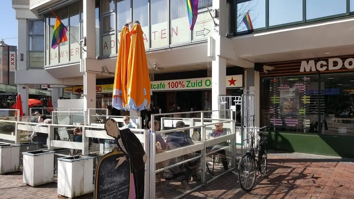 Eetcafé 100% Zuidoost