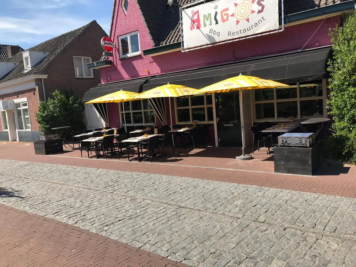 Amigos BBQ Restaurant