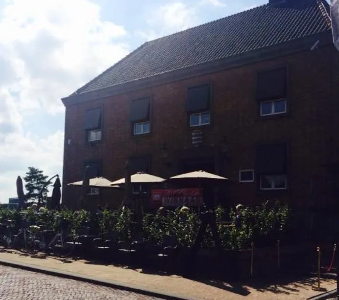 De Burgemeester - Bleskensgraaf