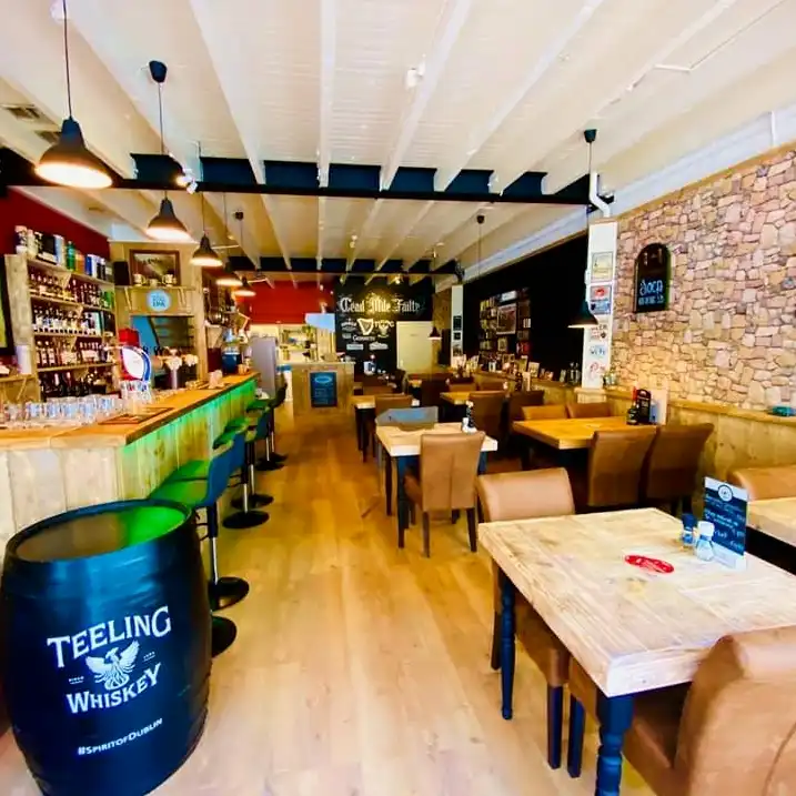 Murray's Irish Pub & Whiskey Bar