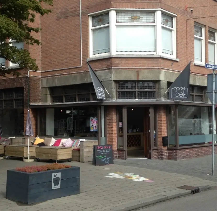 Lunchroom Op de Hoek