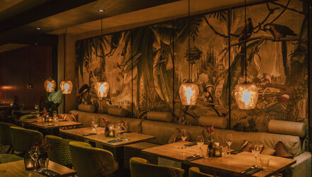 Diner Cadeau Amsterdam Black and Blue Leliegracht