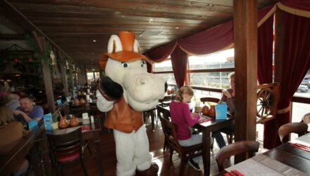 Diner Cadeau Nootdorp Howdy's Pannenkoek Saloon
